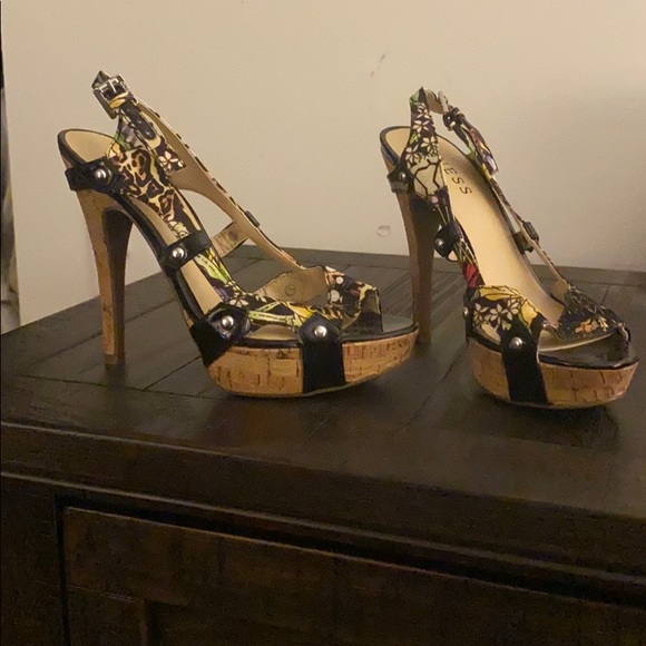 Print heels - Picture 1 of 3